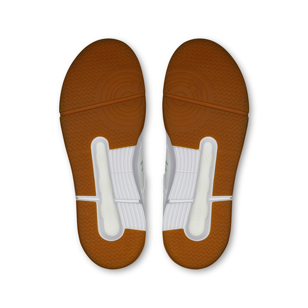 On Women's The Roger Clubhouse 3 White Ivory